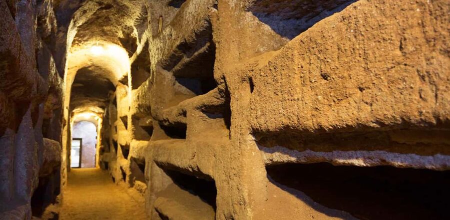Secrets Below Rome: Tour Catacombs and Ancient Appian Way - Catacombs of San Callisto (San Callisto or San Sebastian): What You’ll See Down There