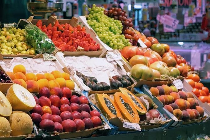 Sevilla Food Tour: Tapas, Wine, History & Traditions - Santa María la Blanca: carrillada, chickpeas, and Betis talk