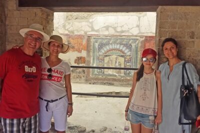 Skip-the-line Ancient Herculaneum Highlights Exclusive Tour with Private Guide - Meet at Ercolano Scavi: what a private 2-hour format is really like