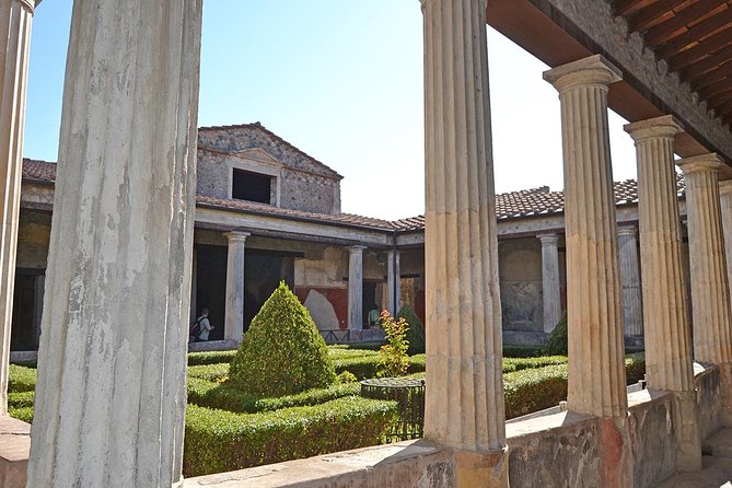 Skip-the-line Exclusive Private Full-Day Complete Ancient Pompeii Guided Tour - Why a private, skip-the-line Pompeii tour works better than winging it