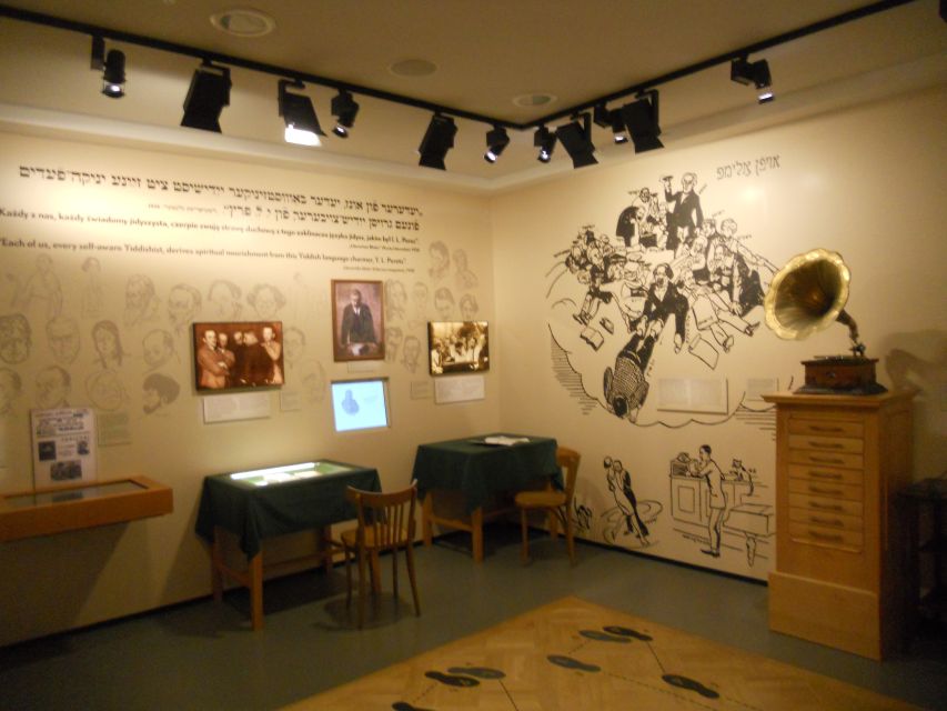 Skip-the-Line Polin Museum Warsaw Jewish History Tour - What you should prepare mentally (and practically)