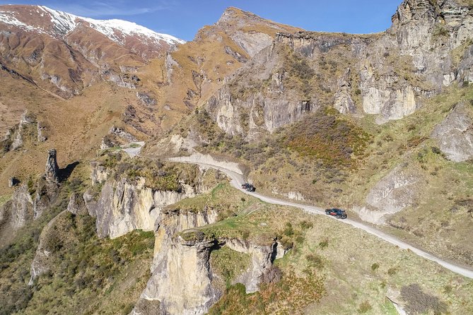 Skippers Canyon 4WD Heritage half day Tour from Queenstown - Guides and small groups: why the experience feels personal