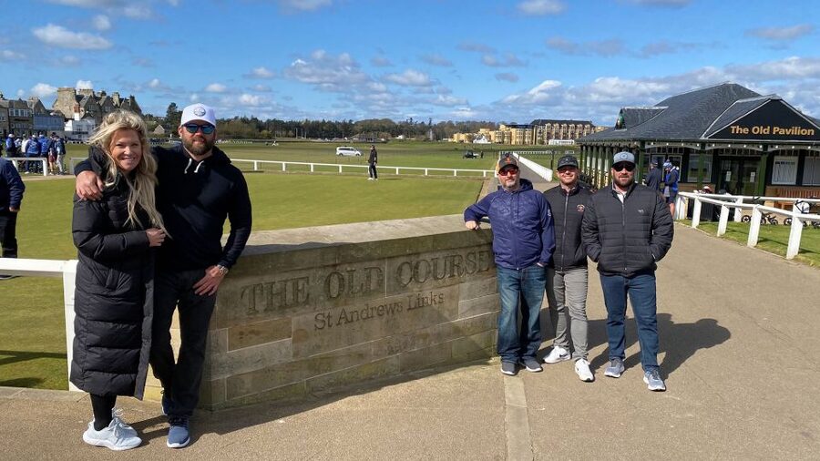 St Andrews: Golf Origins and Old Course History Tour - Walking across fairways: the part you plan for