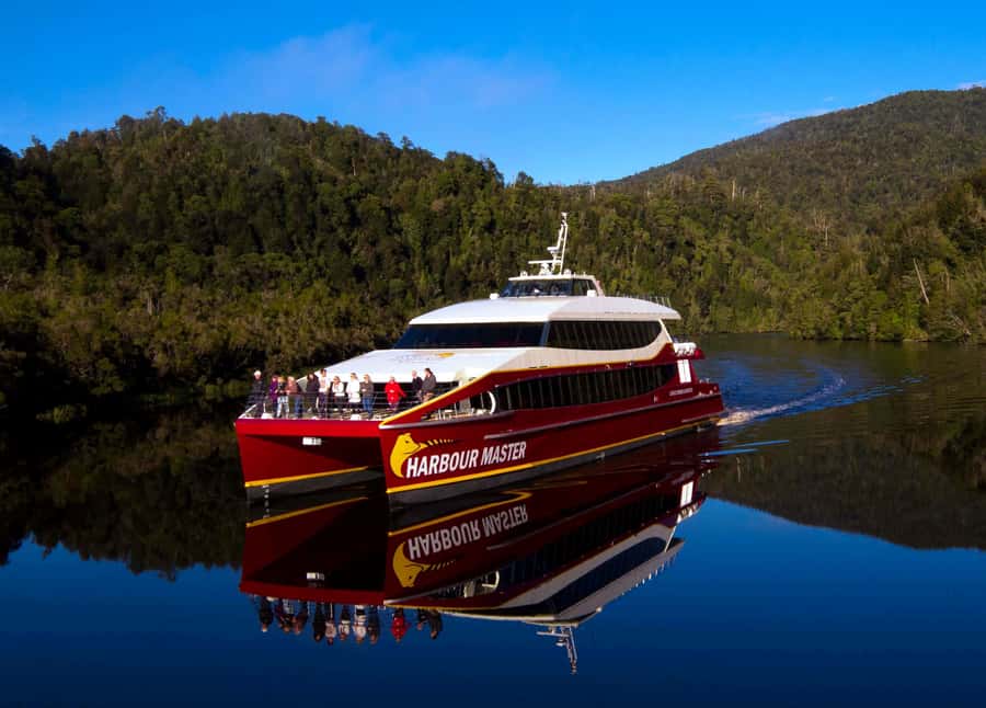Strahan: World Heritage Cruise on Gordon River with Lunch - Huon Pine sawmill: a hands-on look at old timber work