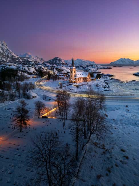Svolvær and Henningsvær Sightseeing and History Tour - Lofoten Cathedral: Wood, Light, and an Easy-to-Read Story