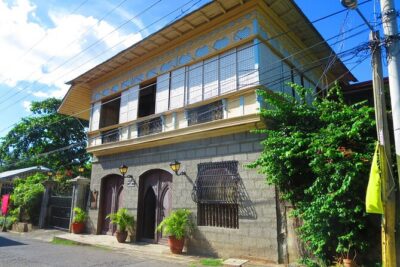 Tagaytay, Taal Volcano & Heritage Town: A Journey of Discovery - Stop 1: Tagaytay viewpoints and that first look into Taal