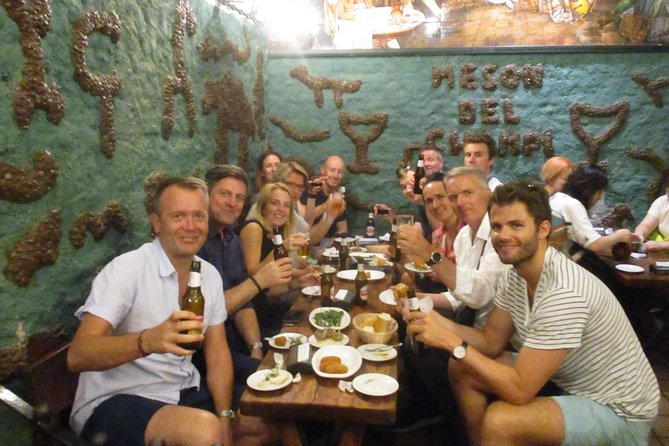 Tapas and history tour ending with churros with chocolate - Quick hits: tapas, history, and churros
