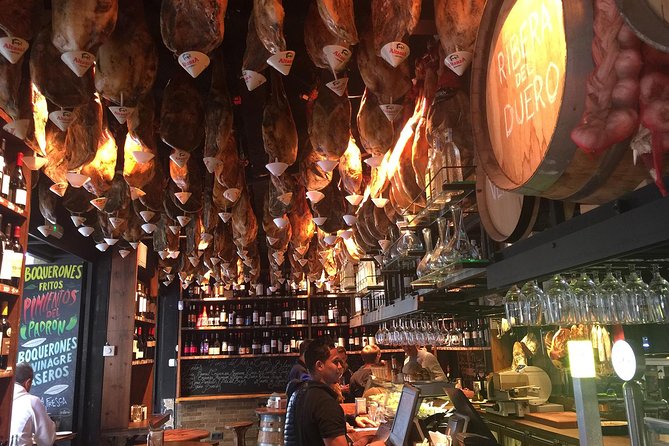 Taste of Barcelona: Boqueria Market, Tapas & History Tour - Mercat de la Boqueria: how the market visit works when time is short