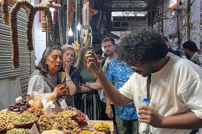 Temples, Bazaars & Food Tasting in Old Delhi with Female Guide - Quick hits before you go
