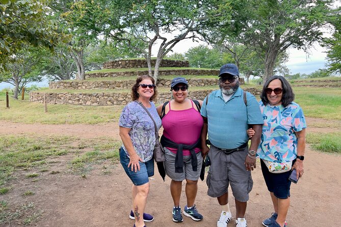 Tequila/Guachimontones Tour-cultural heritage route - Stop 4: Tequila Town, Lunch Time, and the José Cuervo Gallery