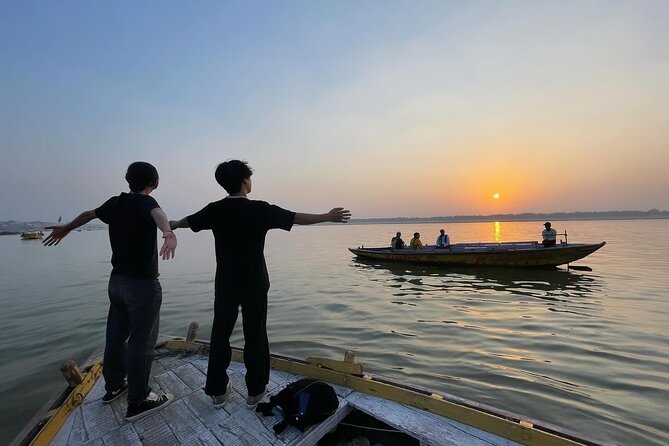 The Heritage City Tour in Varanasi - Harishchandra Ghat: understanding cremation ghats respectfully
