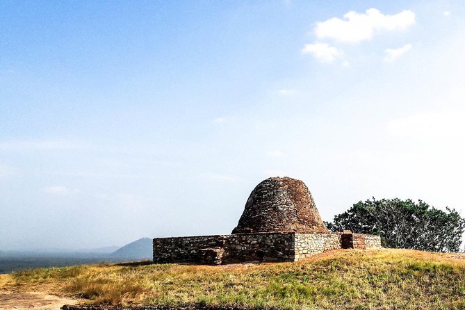 Three Ancient Kingdoms Tour | from Colombo - A short final stop: Yapahuwa’s changing capital—and why it mattered
