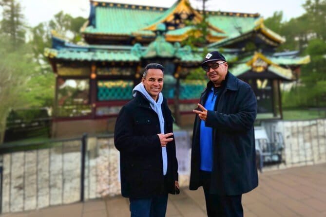 Tokyo: Locals Secret Shrine Tour // Walk with a Guide - Key things that make this shrine walk worth your time