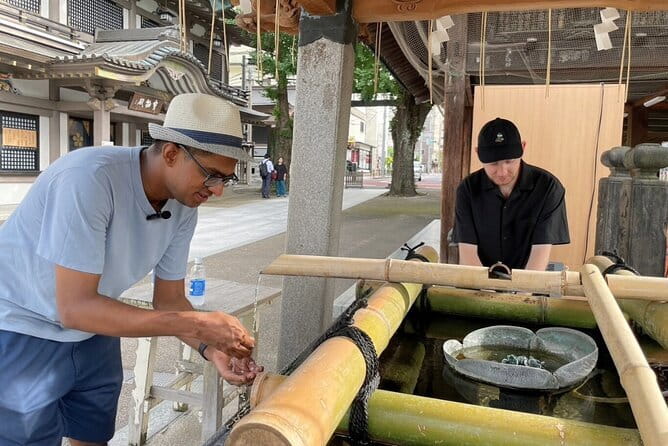 Tokyo: Locals Secret Shrine Tour // Walk with a Guide - Yushima Seido Shrine: Neo-Confucianism and modern Japan