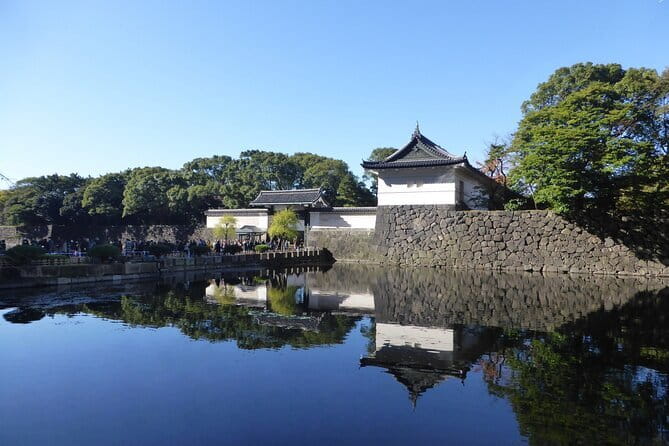 Tokyo: Meiji Shrine Walking Tour — Shintoism & Imperial System - How the Meiji Shrine Garden Admission Fits In