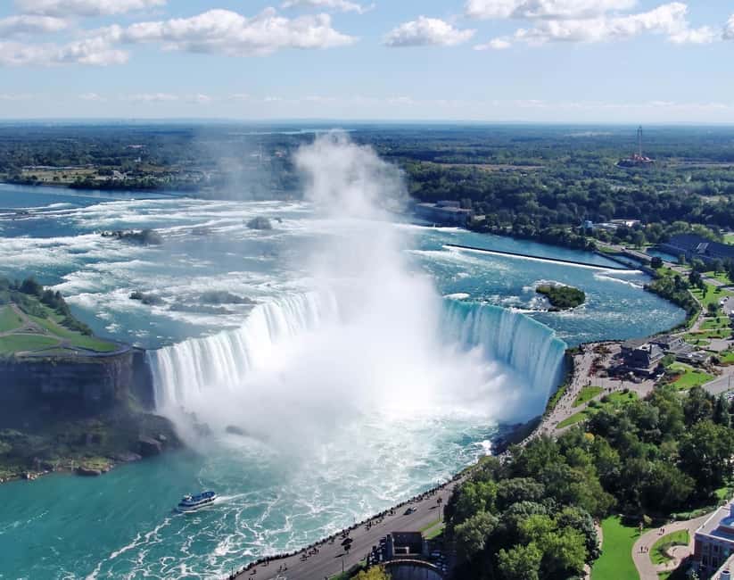 Toronto: Niagara Falls & NOTL Heritage Town Guided Day Tour - Price and value: is $72 a good deal for this Niagara day?