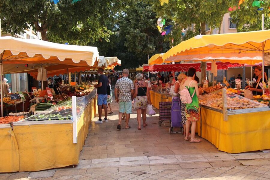 Toulon: Culinary Heritage Guided Walking Food Tour - Should you book the Toulon Culinary Heritage Guided Walking Food Tour?