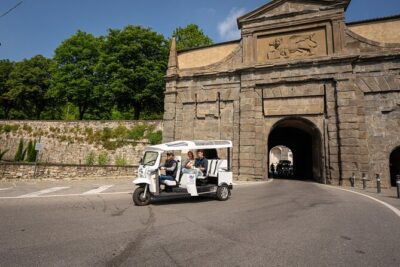 Tuk Tuk tour in Bergamo, Città Alta and the ancient Venetian walls - From Viale del Sentierone to Città Alta: getting your bearings fast