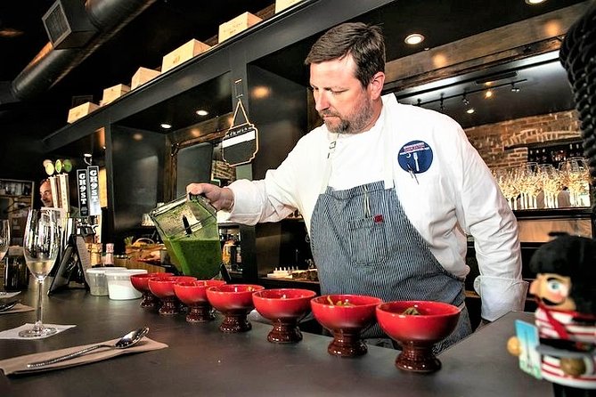 Undiscovered Charleston: Half Day Food, Wine & History Tour with Cooking Class - Rainbow Row: seeing the landmark, then learning what shaped the plate