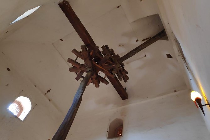 Unlock Hidden Amber! - Guided 2-Hour Heritage Tour in Jaipur - Why Amer Fort’s water system is the real story