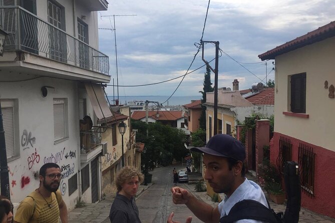 Upper Town Historical Tour Experience at Greece - Sthenonos 1 and a Rebetiko mini-show: culture you hear, not just read