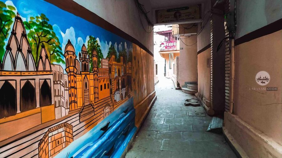 Varanasi Walking and Heritage Tour - Flower Market: Color in Motion