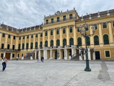 Vienna: UNESCO Schönbrunn Palace Guided Tour with Entry - Meeting Point: Main Courtyard and the Italian Umbrella