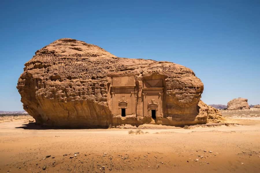 Visiting The Incredible Heritage Site Hegra in AlUla - How the 3-hour schedule works (and what to plan for)