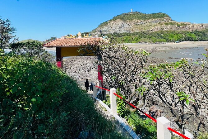 Vung Tau Essential: Beach, Christ Statue & Colonial Heritage - Guide and driver quality: what you should look for on the day