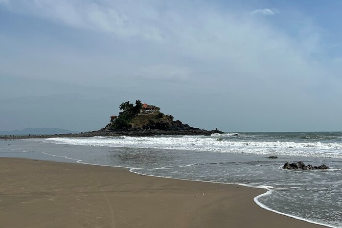 Vung Tau Essential: Beach, Christ Statue & Colonial Heritage - Jesus Christ Statue: what to expect from the climb and the sea views