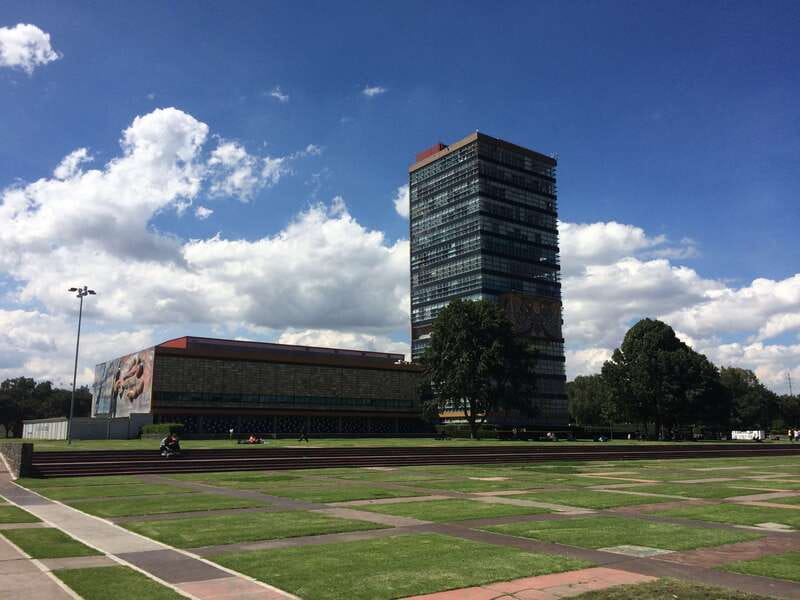Walk around UNAM campus, a UNESCO World Heritage Site - The 3-Hour Walk: How the Route Feels in Real Time