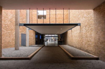 Walk around UNAM campus, a UNESCO World Heritage Site - Where You Meet and How to Get There Without Stress