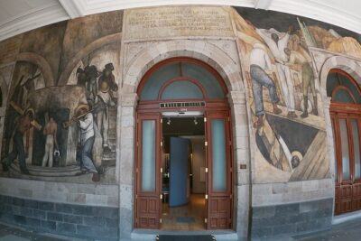 Walking Tour in Mexico City for Exploring their Cultural Heritage - Zócalo: the political and cultural center you can feel