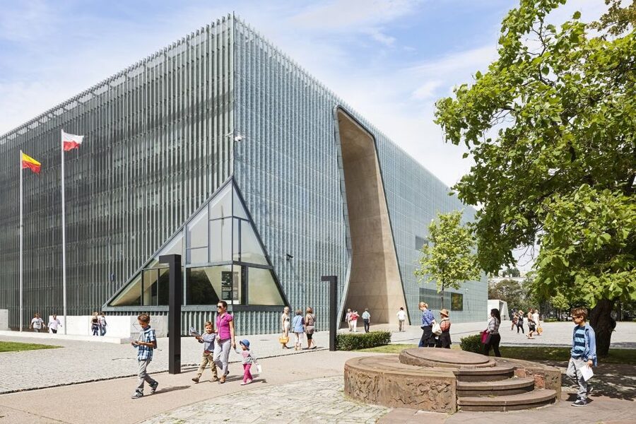 Warsaw: Jewish Heritage 4-Hour Private Tour - Umschlagplatz: When the Memorial Becomes Personal