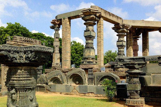 World heritage Ramappa temple & Kohinoor diamond tour from Hyderabad by car - Thousand Pillar Temple: Kakatiya Architecture With Three Shrines
