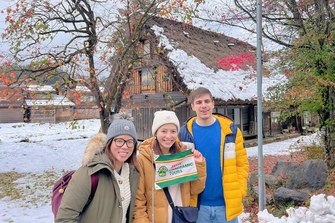 World Heritage Shirakawa-go and Experience Tours from Kanazawa - Gold leaf at Kanazawa Bikazari Asano: learning the real craft