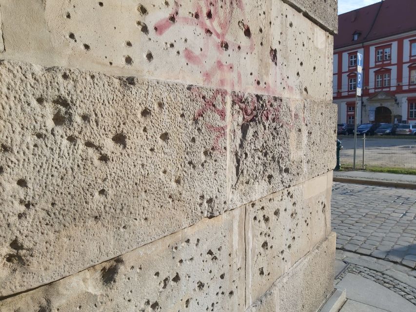 Wroclaw: Third Reich and World War Two Historical Tour - Wolności Square: A Public Place That Helps You Read the City