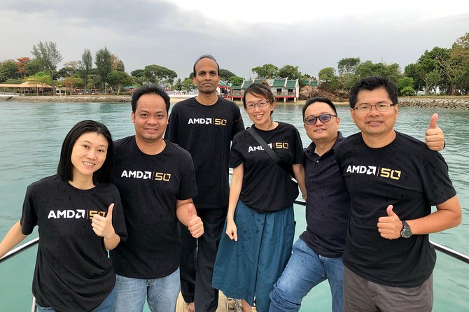 YachtCruiseSG Kusu Island Speedboat Heritage Tour - Turtle Sanctuary Time: A Calm Reset From City Speed