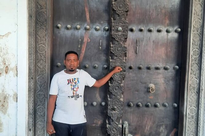 Zanzibar Stone Town Historical Tour and Spice Farm Tour - Ali or Daudi: What Makes the Guides Worth the Money